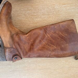 Frye Women's Button Back Zip Boot